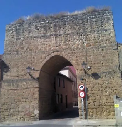 Mencia Villa Mansilla de las Mulas Exterior photo